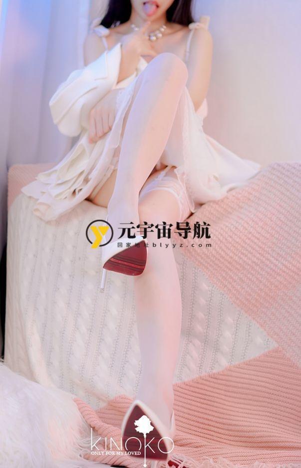 推特福利姬铃木美咲 黑丝-白丝视频+写真 2V/7.32G