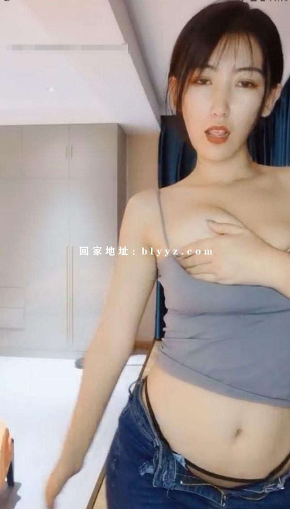 【直播】美乳御姐主播你的小小酥 31V/35.12G